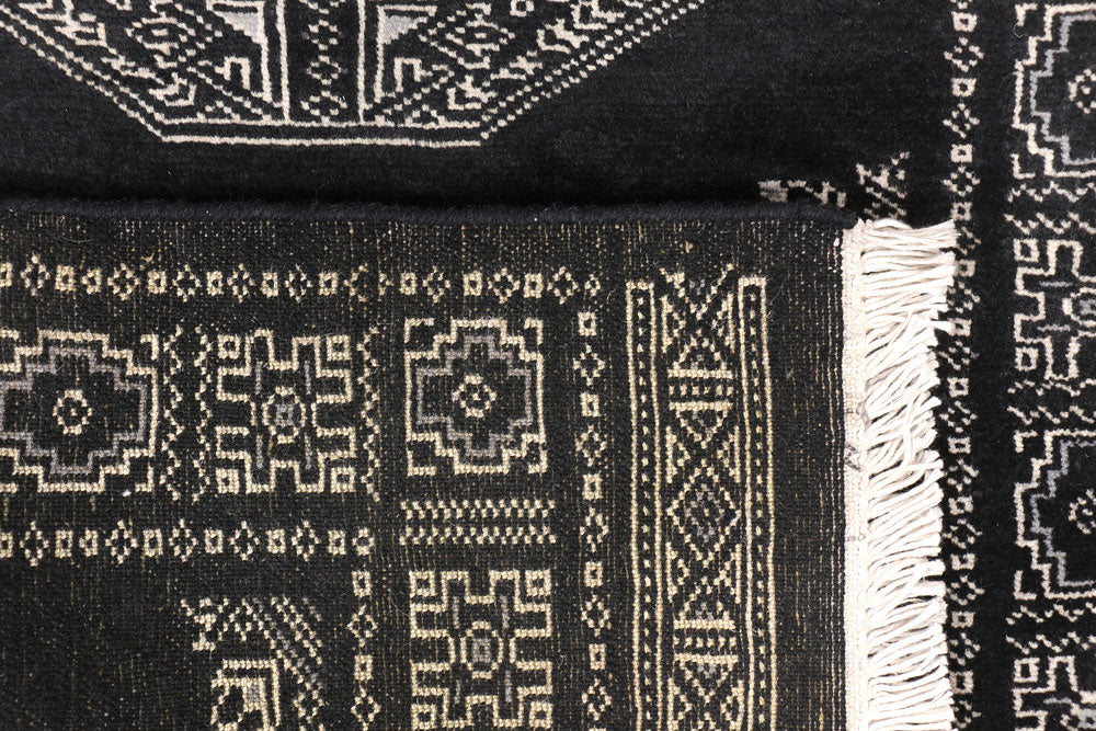 Black Fil Pa 2' 6 x 15' 2 - No. 47035 - ALRUG Rug Store