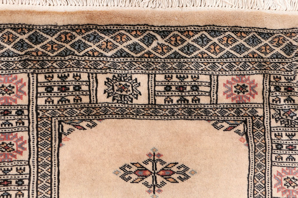 Wheat Butterfly 2' 7 x 13' 5 - No. 47036 - ALRUG Rug Store