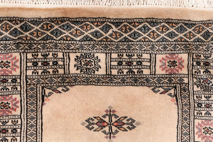 Wheat Butterfly 2' 7 x 13' 5 - No. 47036 - ALRUG Rug Store