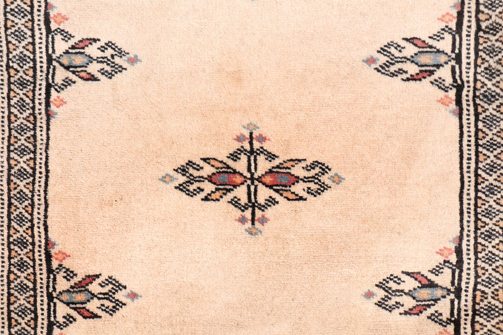 Wheat Butterfly 2' 7 x 13' 5 - No. 47036 - ALRUG Rug Store
