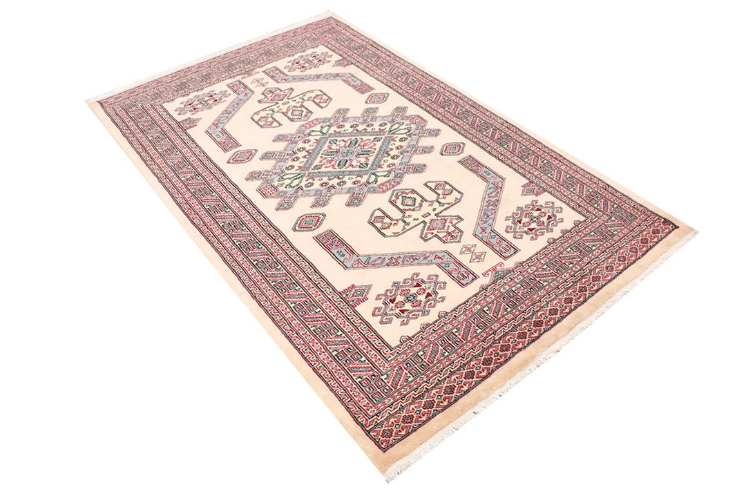 White Caucasian Rug 4' 2" x 6' 5" Hand-Knotted border
