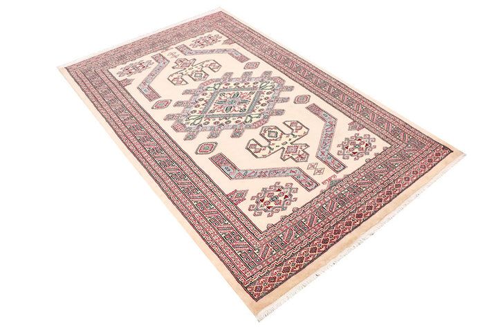 White Caucasian Rug 4' 2" x 6' 5" Hand-Knotted border