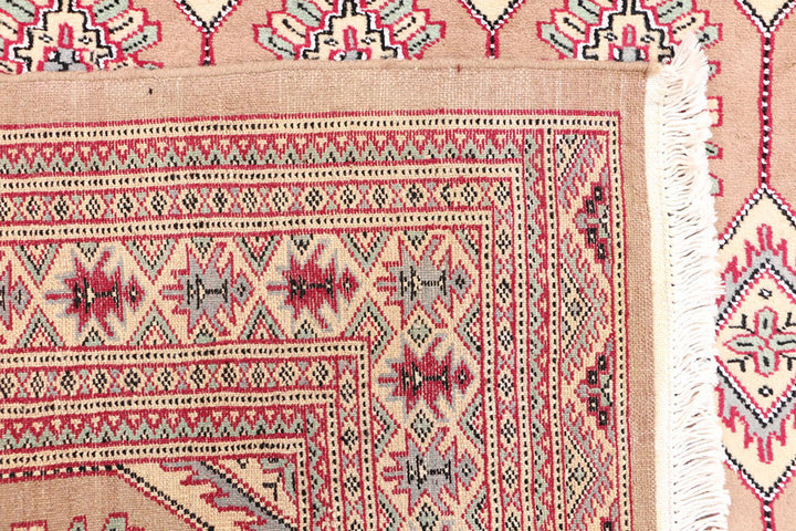 Burlywood Caucasian 4' 2 x 5' 11 - No. 47120