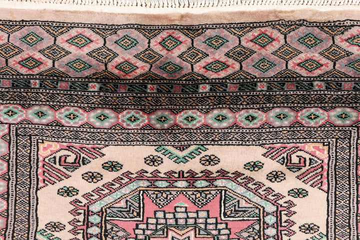 Tan Caucasian 3'  5" x 6'  8" - No. QA27537