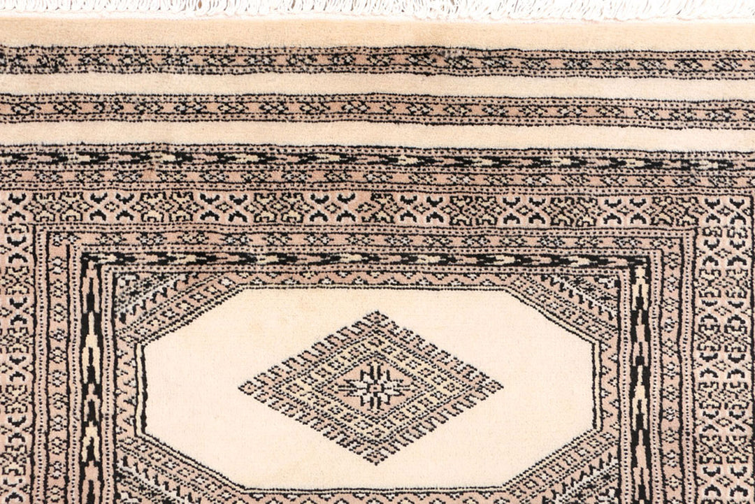 Tan Jaldar 3'  1" x 5'  9" - No. QA40964