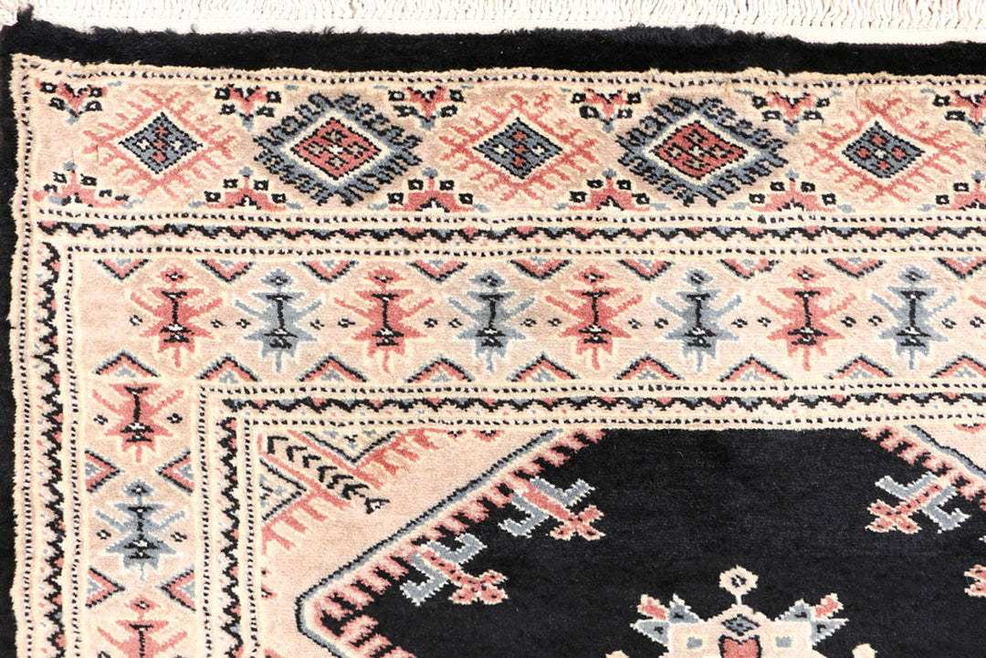 Black Caucasian 3'  1" x 5'  8" - No. QA71292