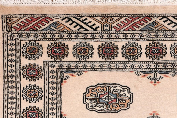 Bokhara 3' 1 x 5' 2 - No. 47311 - ALRUG Rug Store