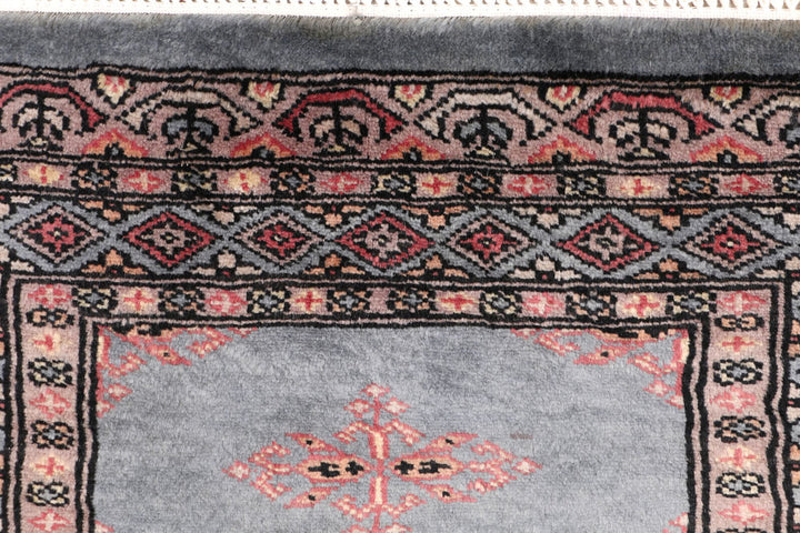 Slate Grey Butterfly 2' 1 x 5' 9 - No. 47399 - ALRUG Rug Store