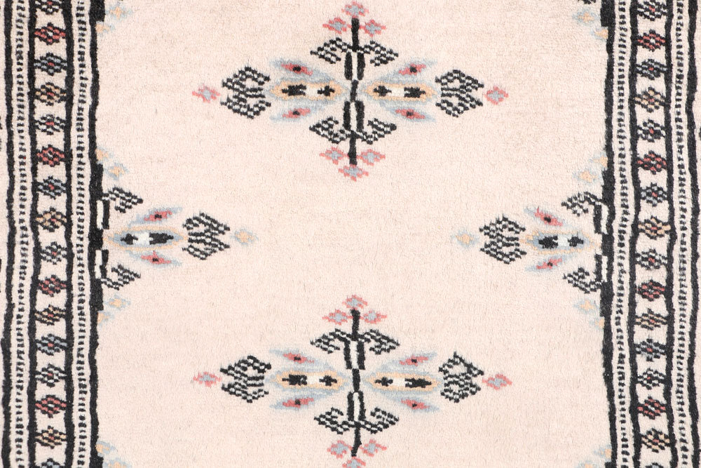 Tan Butterfly 2' 2 x 5' 3 - No. 47491 - ALRUG Rug Store