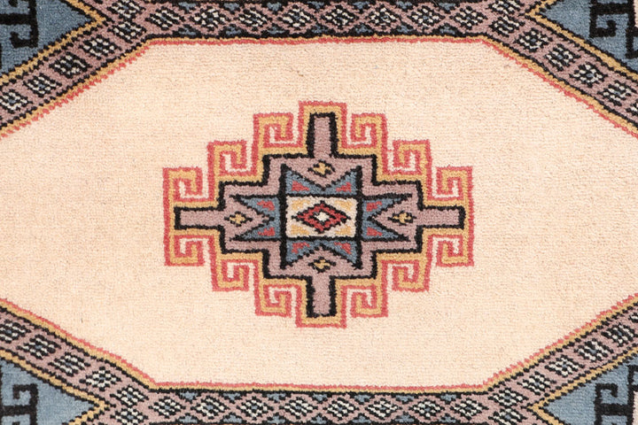 Bisque Jaldar 2' 7 x 4' 4 - No. 47516 - ALRUG Rug Store