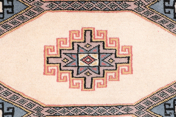 Bisque Jaldar 2' 7 x 4' 1 - No. 47520 - ALRUG Rug Store
