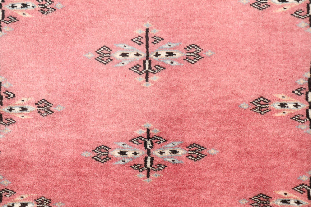 Light Coral Butterfly 2' 6 x 3' 10 - No. 47528 - ALRUG Rug Store