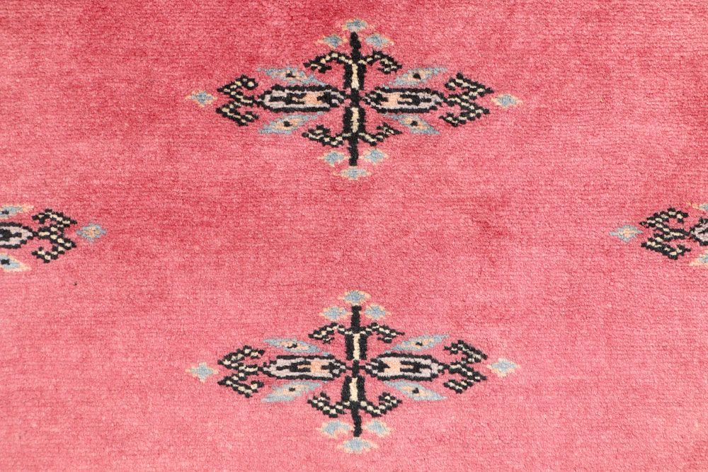 Butterfly 2' 6 x 3' 9 - No. 47542 - ALRUG Rug Store
