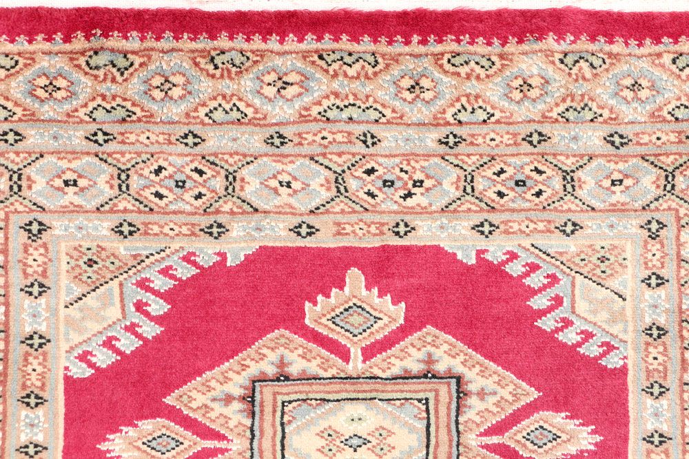 Caucasian 2' 7 x 4' - No. 47550 - ALRUG Rug Store