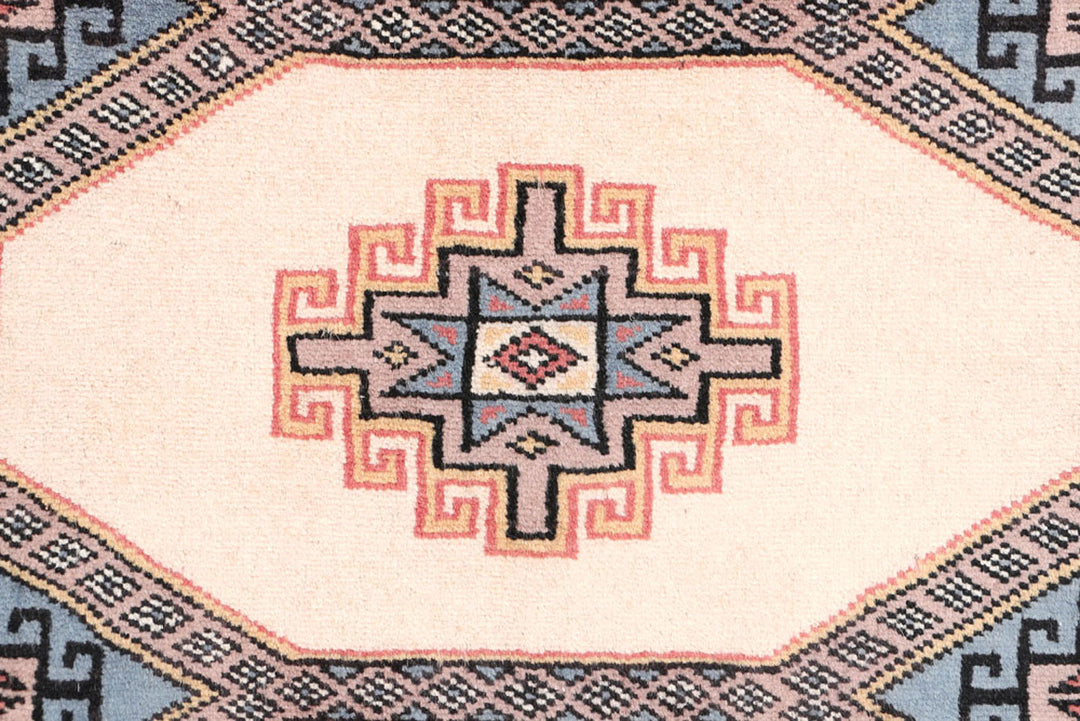 Wheat Jaldar 2'  6" x 4'  2" - No. QA91259