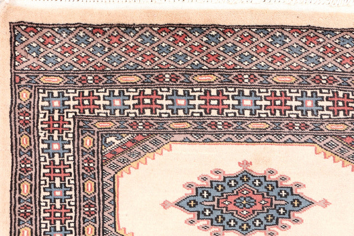 Navajo White Jaldar 2' 7 x 4' 1 - No. 47576 - ALRUG Rug Store