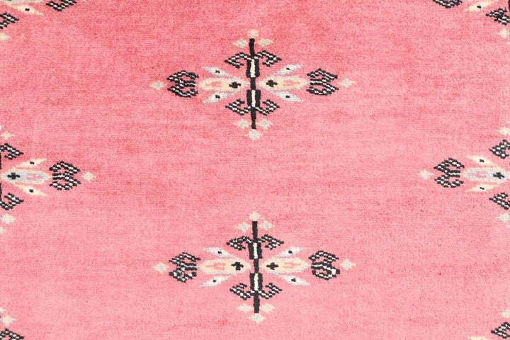 Butterfly 2' 7 x 3' 8 - No. 47579 - ALRUG Rug Store