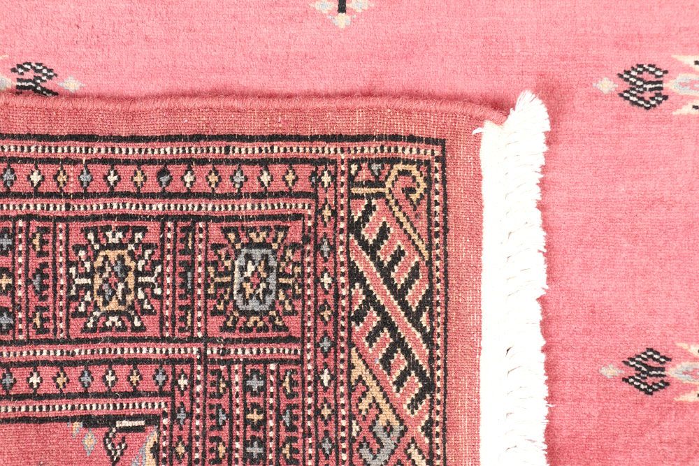 Butterfly 2' 7 x 3' 8 - No. 47579 - ALRUG Rug Store