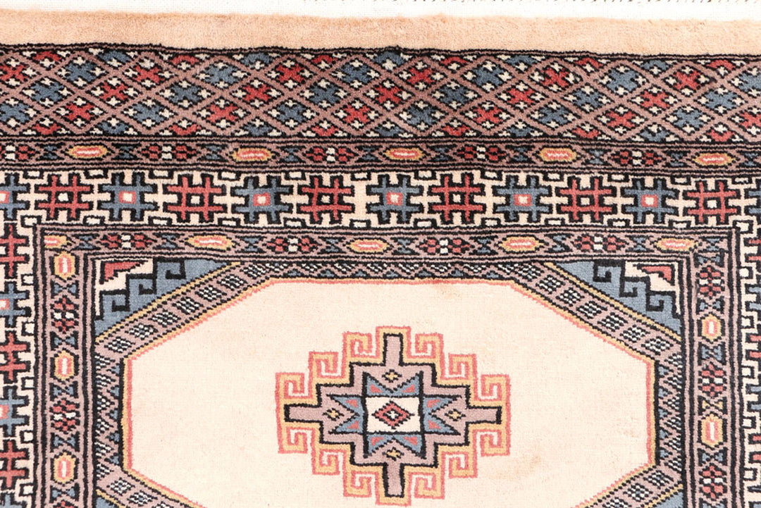 White Jaldar Rug 2'6" x 4'3" Hand-Knotted view