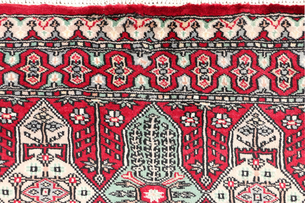 Firebrick Bokhara 2' 7 x 4' - No. 47581 - ALRUG Rug Store