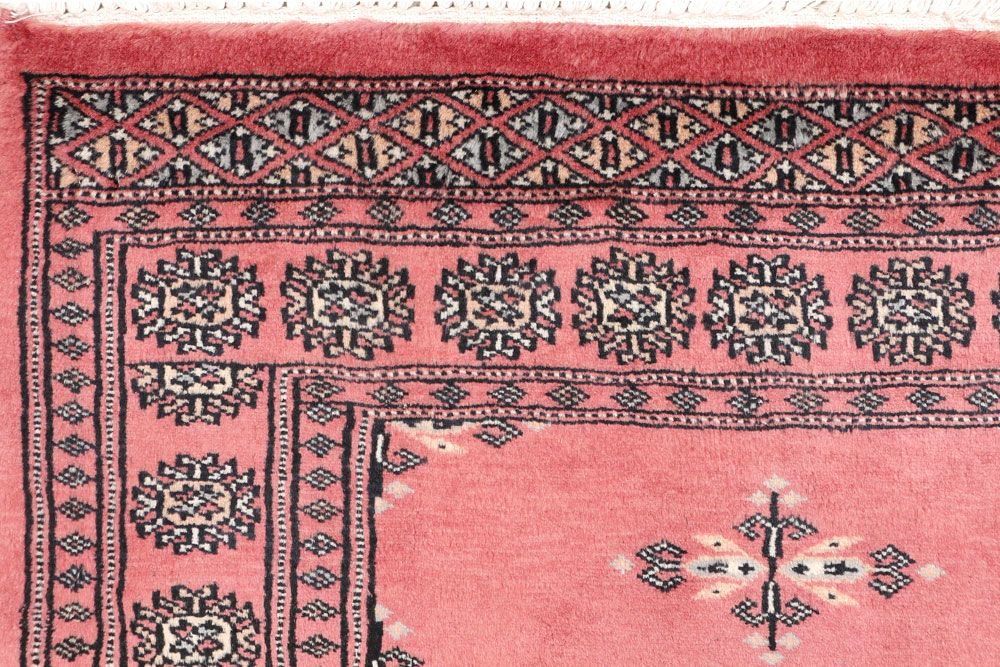 Butterfly 2' 7 x 4' 2 - No. 47599 - ALRUG Rug Store