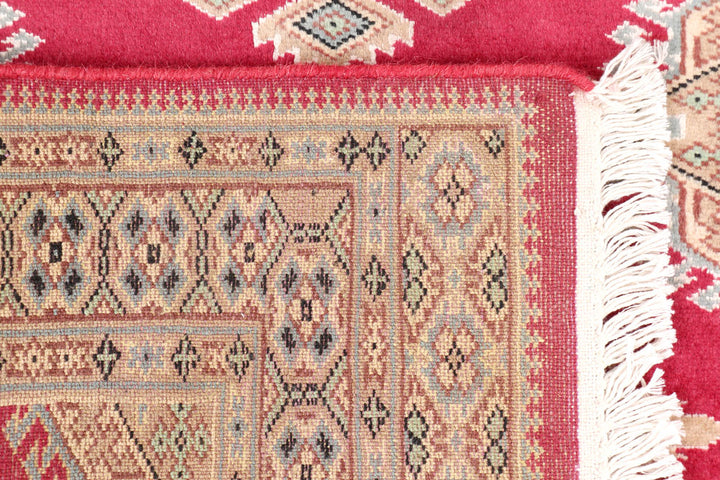 Light Coral Caucasian 2' 6 x 3' 11 - No. 47604 - ALRUG Rug Store
