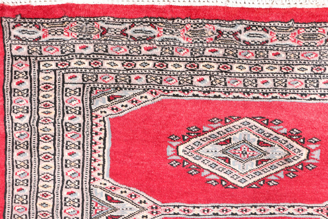 Salmon Jaldar 2'  6" x 3'  9" - No. QA95924