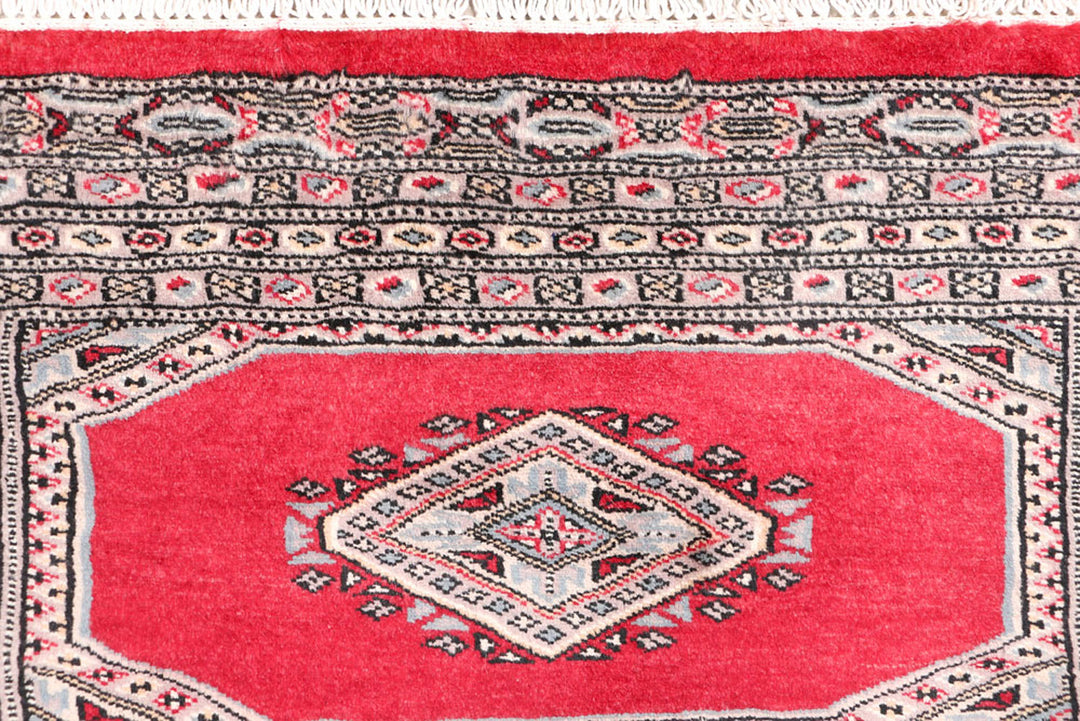 Salmon Jaldar 2'  6" x 3'  9" - No. QA95924