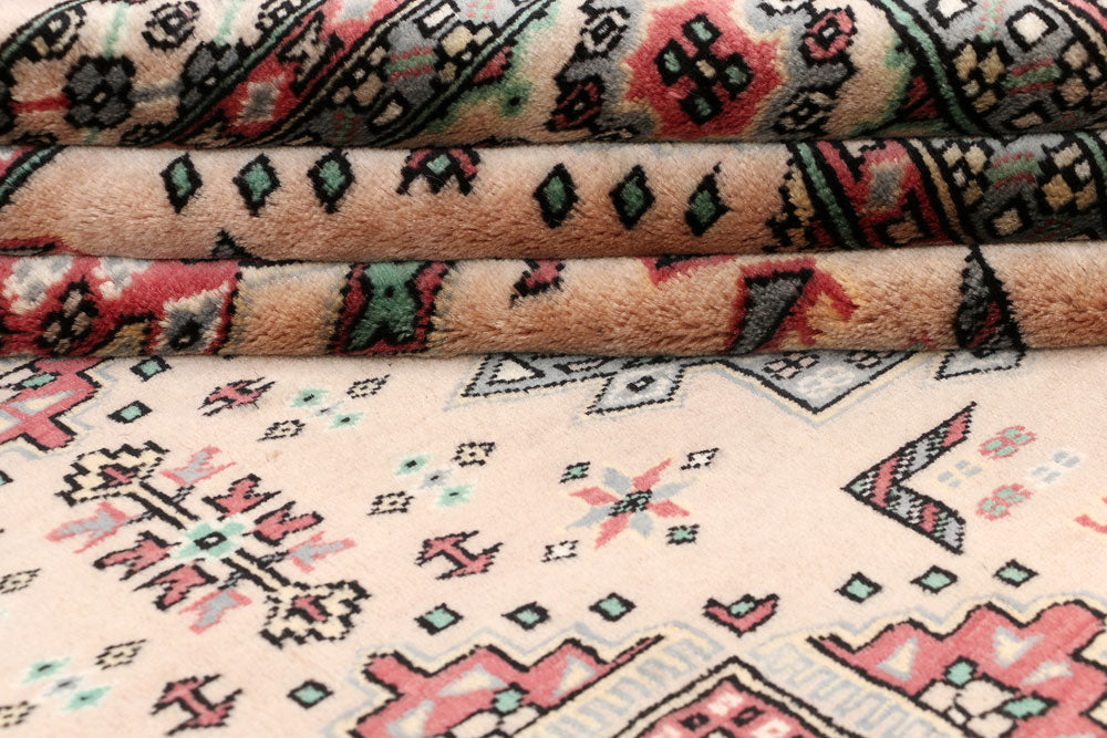 Tan Caucasian 6' x 8' 8 - No. 47638 - ALRUG Rug Store