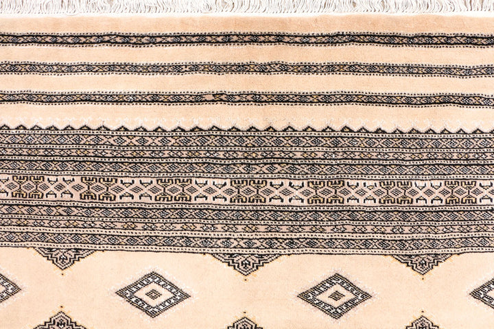Bisque Jaldar 6' 6 x 9' 10 - No. 47686 - ALRUG Rug Store