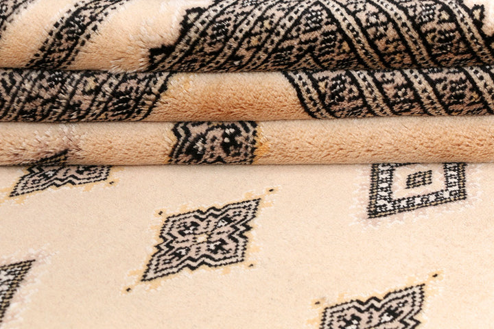 Bisque Jaldar 6' 6 x 9' 10 - No. 47686 - ALRUG Rug Store