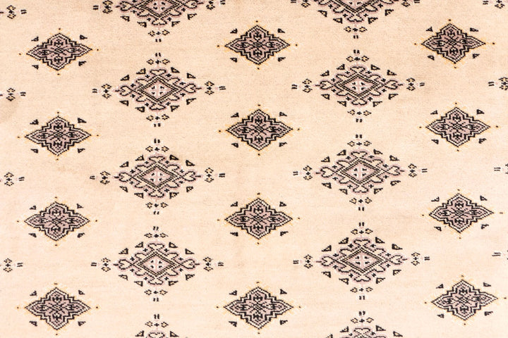 Navajo White Jaldar 6' 6 x 10' 5 - No. 47691 - ALRUG Rug Store