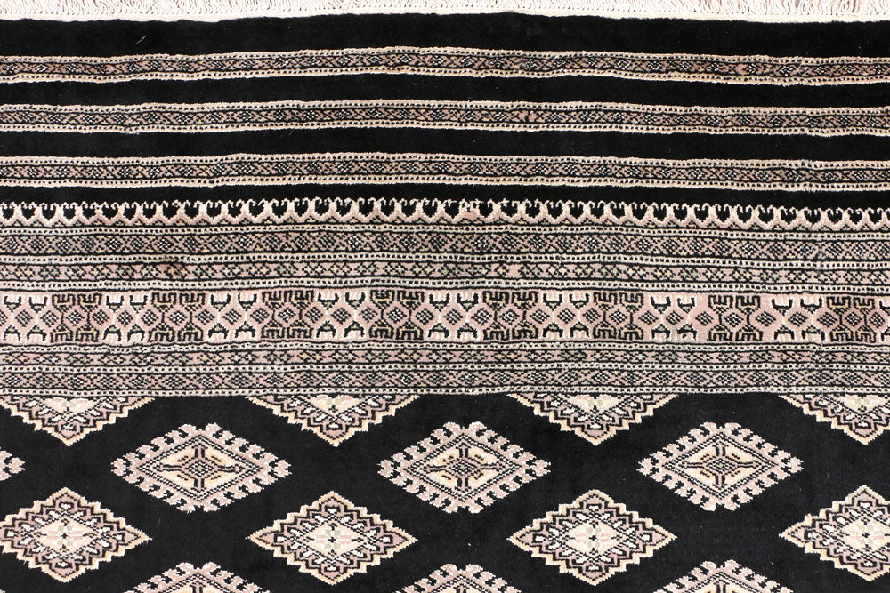 Black Jaldar 6' 11 x 10' 1 - No. 47702 - ALRUG Rug Store
