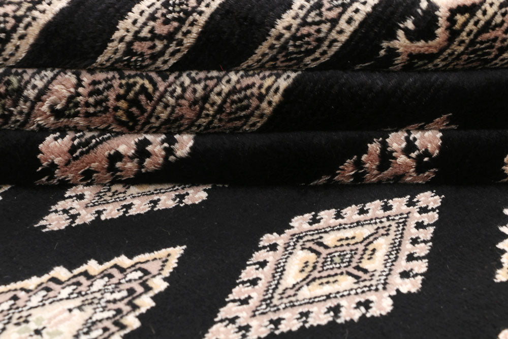 Black Jaldar 6' 11 x 10' 1 - No. 47702 - ALRUG Rug Store