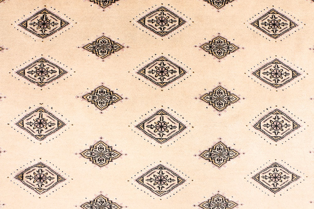 Bisque Jaldar 6' 7 x 10' - No. 47704 - ALRUG Rug Store