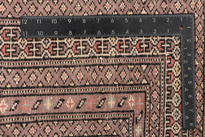 Navajo White Jaldar 6' 7 x 10' 5 - No. 47757 - ALRUG Rug Store