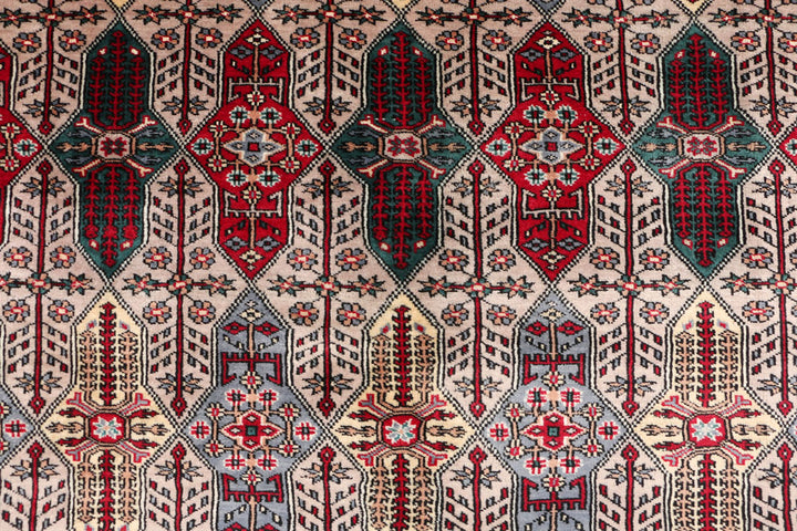Bisque Caucasian 5' 5 x 7' 10 - No. 47809 - ALRUG Rug Store
