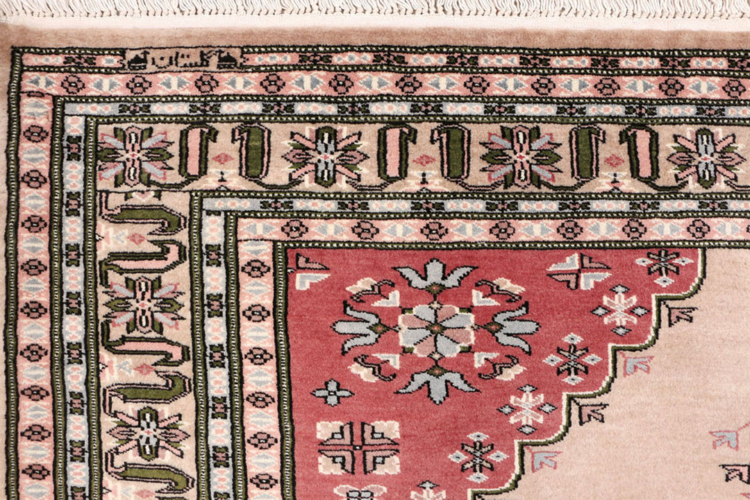 Bisque Caucasian 5'  9" x 7'  9" - No. QA56920