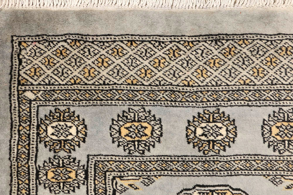 Silver Bokhara 2' 7 x 25' 7 - No. 48102 - ALRUG Rug Store