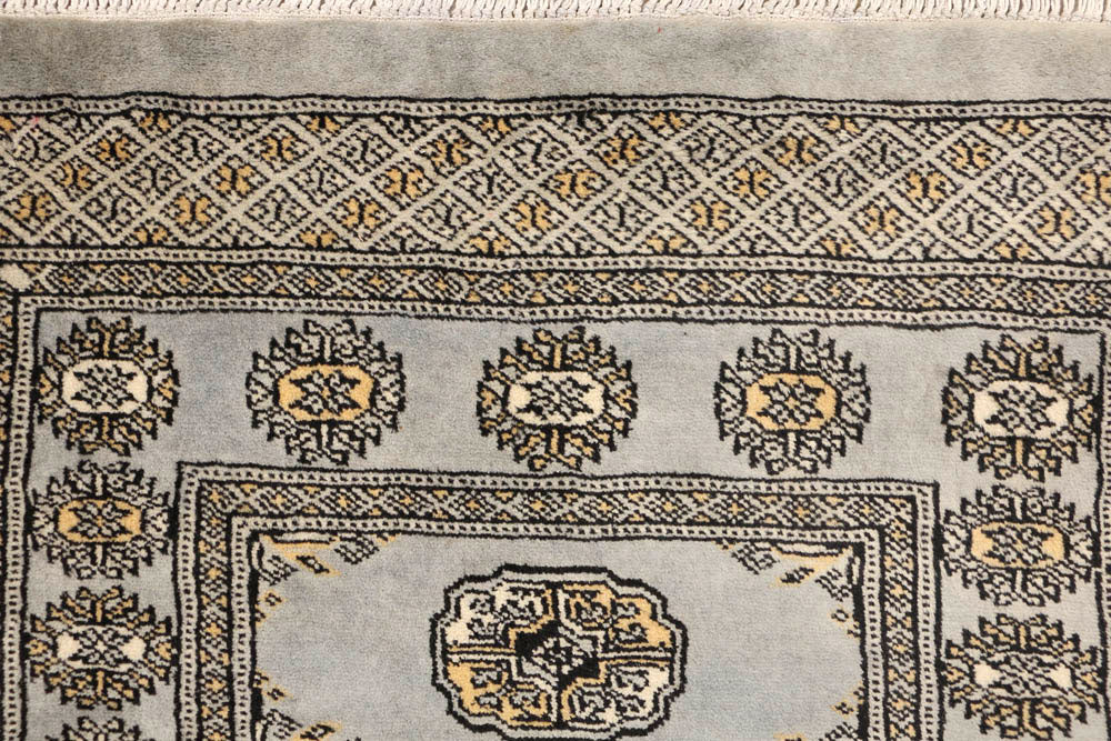 Silver Bokhara 2' 7 x 25' 7 - No. 48102 - ALRUG Rug Store