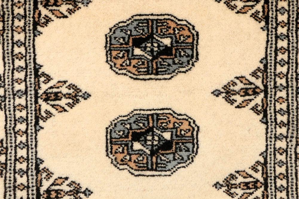 Navajo White Bokhara 2' 7 x 19' 5 - No. 48124 - ALRUG Rug Store