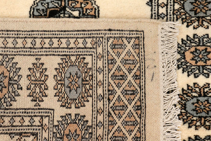 Navajo White Bokhara 2' 7 x 19' 5 - No. 48124 - ALRUG Rug Store