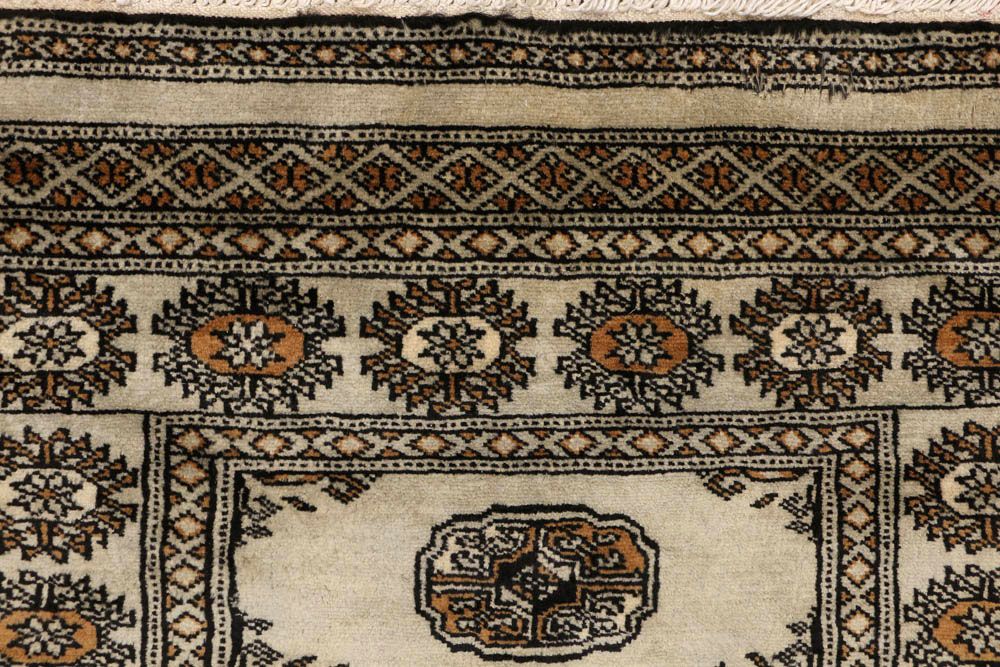 Bokhara 2' 7 x 6' 3 - No. 48142 - ALRUG Rug Store