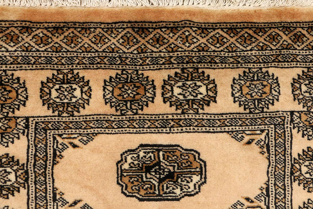 Navajo White Bokhara 2' 6 x 9' 9 - No. 48196 - ALRUG Rug Store