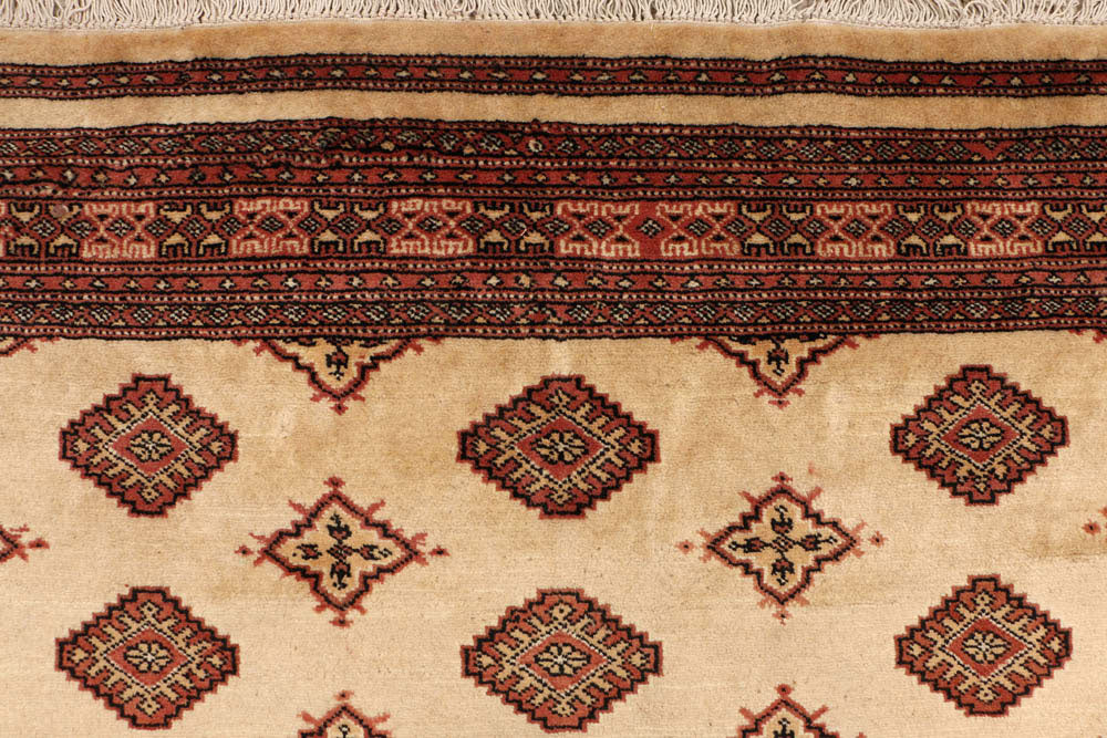 Navajo White Jaldar 5' 1 x 8' 2 - No. 48218 - ALRUG Rug Store