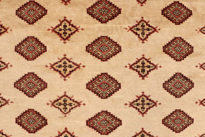 Navajo White Jaldar 5' 1 x 8' 2 - No. 48218 - ALRUG Rug Store