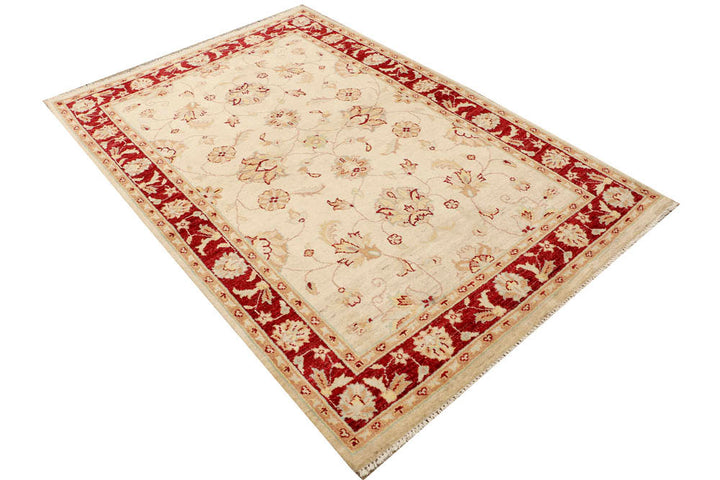 Bisque Ziegler 4' 7 x 6' 8 - No. 48292 - ALRUG Rug Store