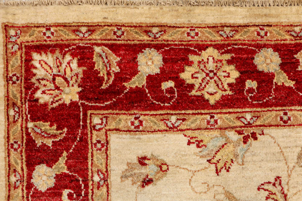 Bisque Ziegler 5' 7 x 8' 4 - No. 48340 - ALRUG Rug Store