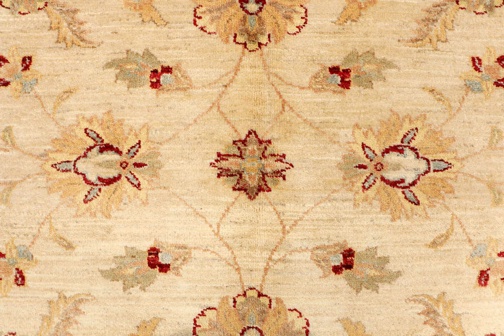 Bisque Ziegler 5' 7 x 8' 4 - No. 48340 - ALRUG Rug Store