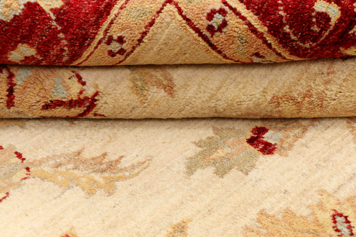 Bisque Ziegler 5' 7 x 8' 4 - No. 48340 - ALRUG Rug Store